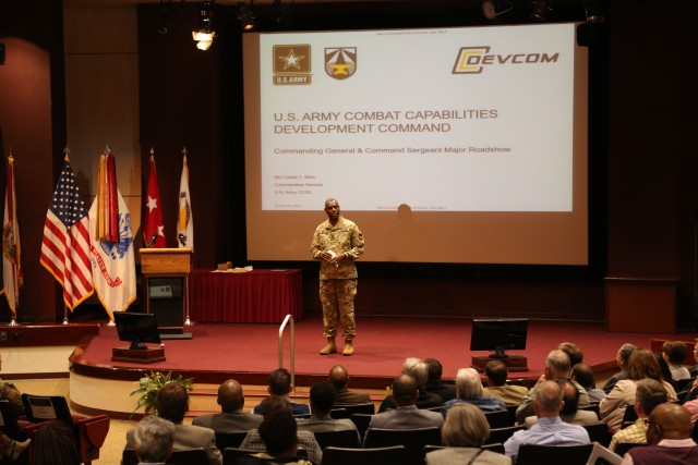 CCDC CG roadshow stops at Aviation, Missile Center
