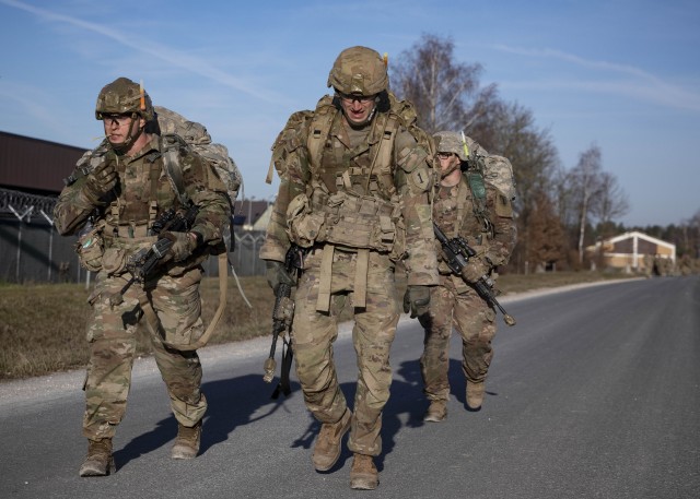 Devil Brigade Soldiers test for coveted Expert Infantryman Badge