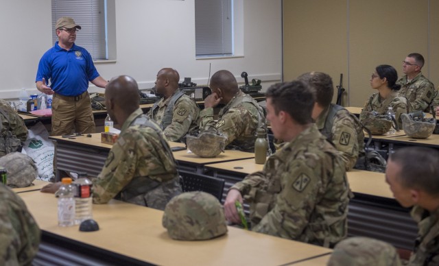 Oklahoma Guard members utilize virtual technology as part of training