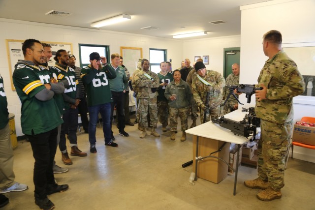 Green Bay Packers 2019 Tailgate Tour visits with Soldiers at Fort McCoy