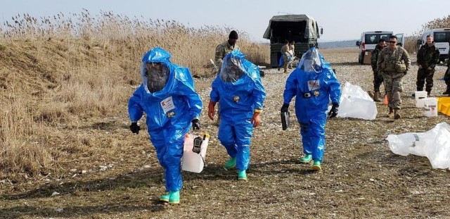 2CR and 173rd train joint CBRN tactics at Grafenwoehr