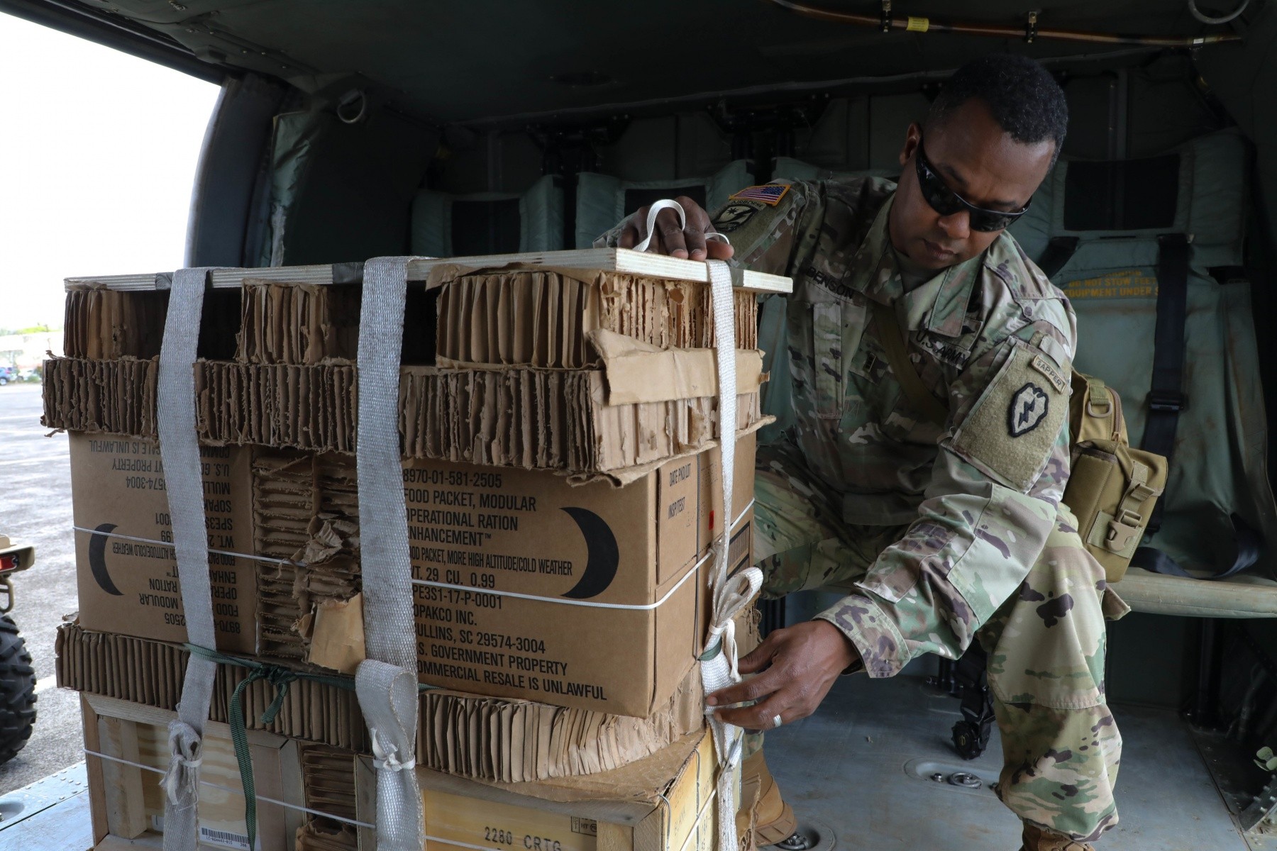 Sustainers Resupply Units Using Aerial Delivery During Lightning Strike |  Article | The United States Army