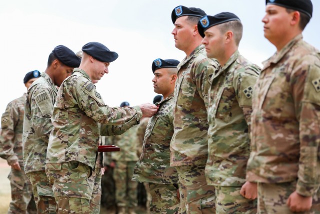 Four 'Stalwart' Soldiers receive valor awards