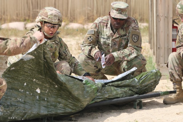 300th Sustainment Brigade Combat Lifesaver Training