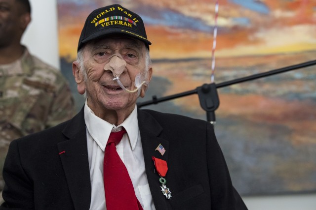 France honors WWII hero