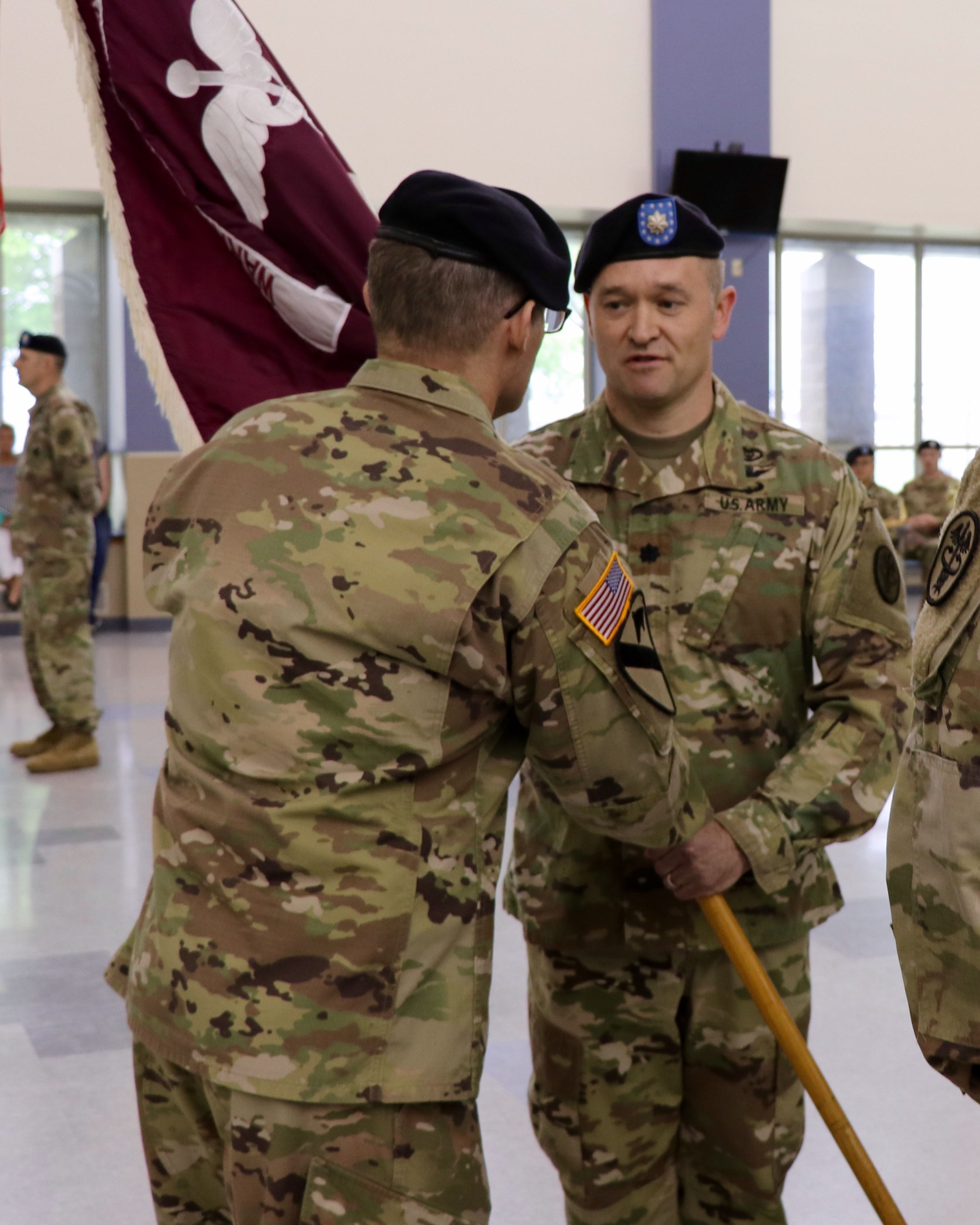 Braves visit Warrior Transition Battalion Soldiers, families, Article