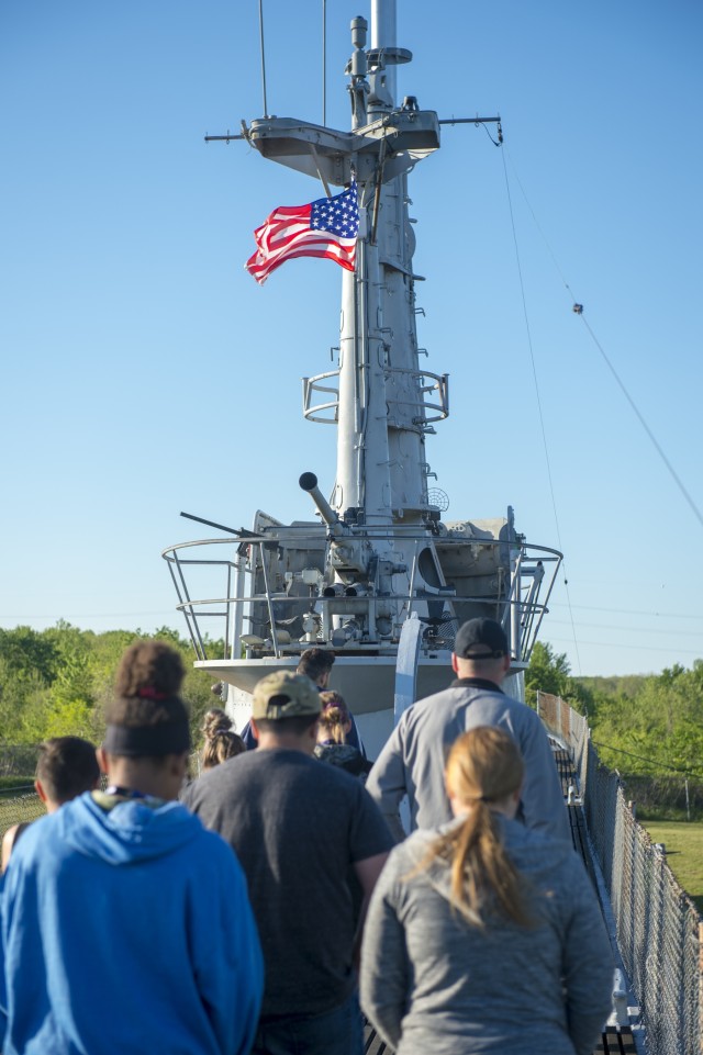 Oklahoma National Guard kids experience a night at the USS Batfish
