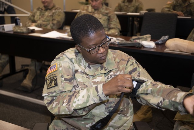 Saving Lives on the Battlefield -- Deploying 1st TSC Soldiers Learn Critical Casualty Combat Care Skills