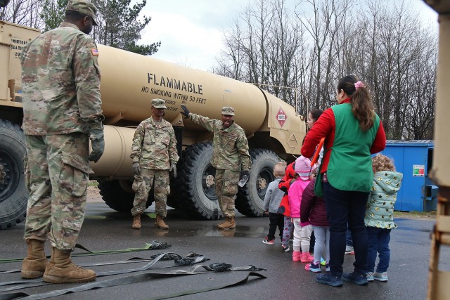 Fort Drum preschoolers learn about 'big Army trucks'