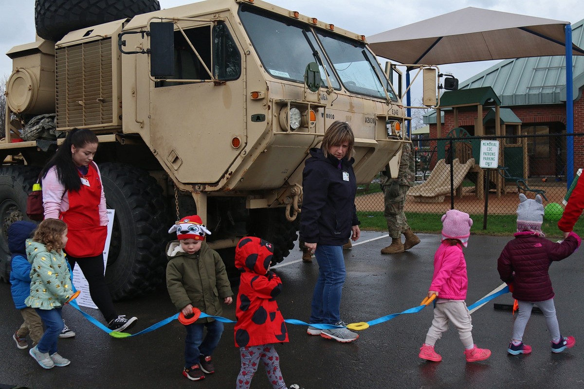 Fort Drum preschoolers learn about 'big Army trucks' | Article | The ...