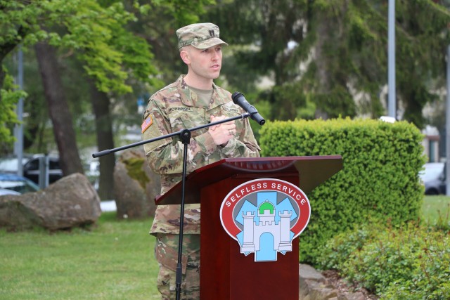 Capt. Zachary Robinson bids farewell to Bravo Company