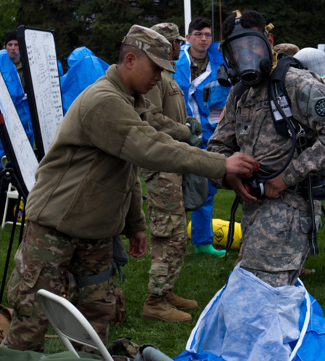 Hazmat Responders Combine Efforts To Detect And Protect Article The United States Army