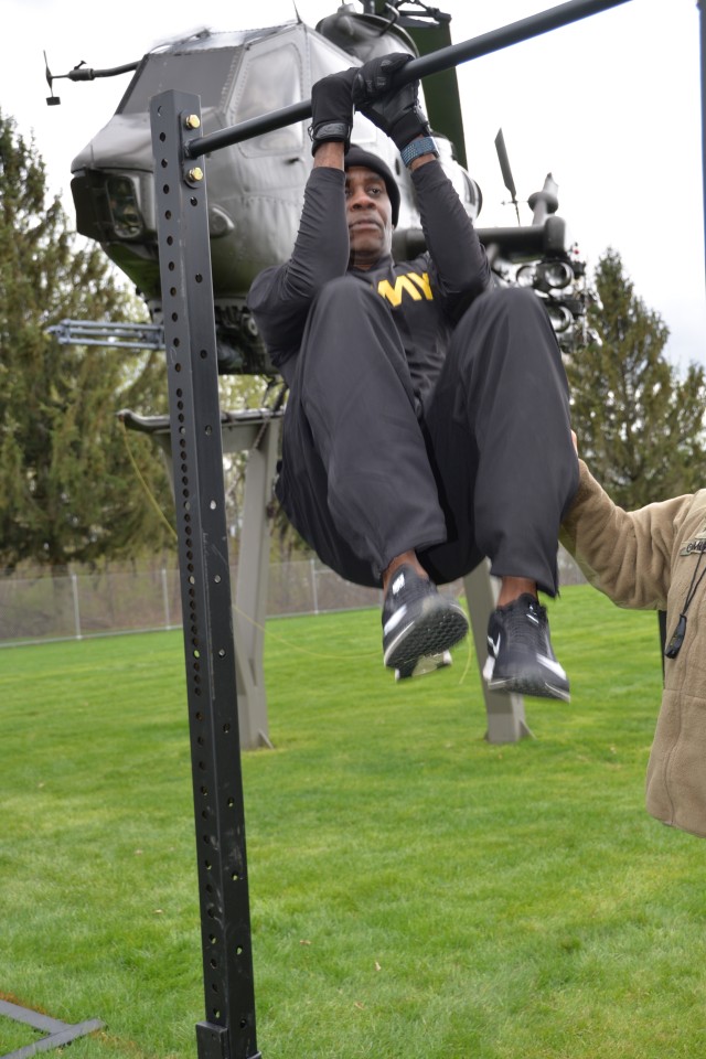New York Guard leaders tackle new Army Combat Fitness Test