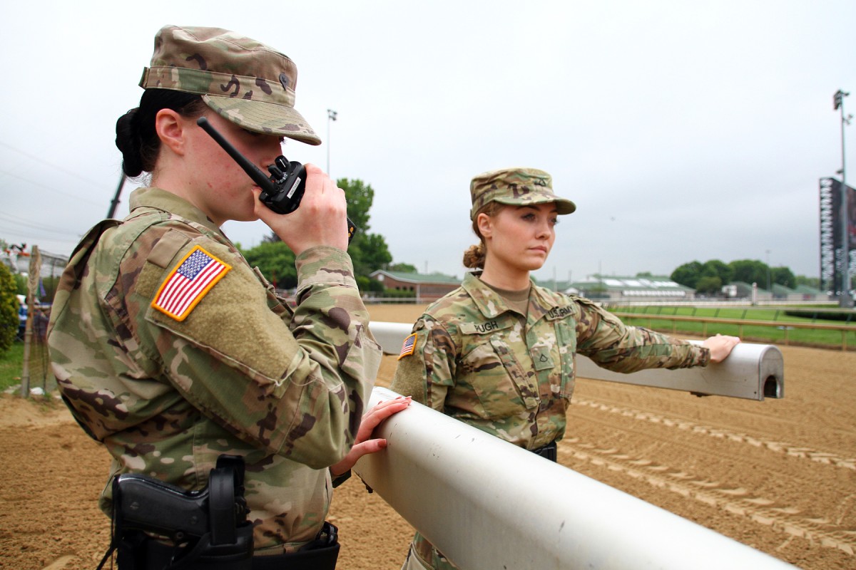 national-guard-louisville-police-secured-kentucky-derby-article