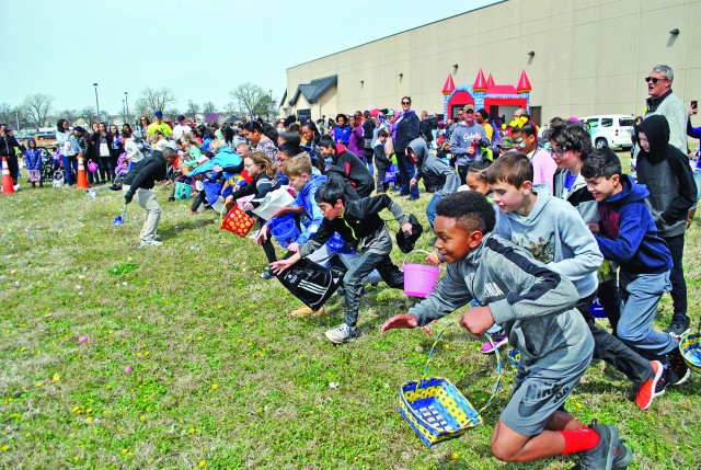 Easter Fun at Fort Riley Exchange