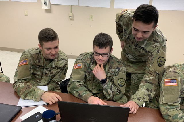Guard Soldiers join multi-state Cyber Shield 19