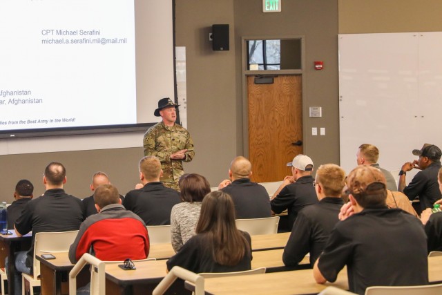 Officers visit  UCCS ROTC cadets