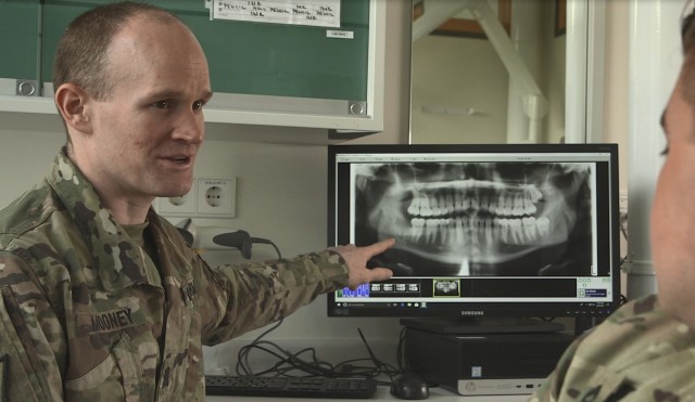 Ready to fight dentist keeps Soldiers medically ready