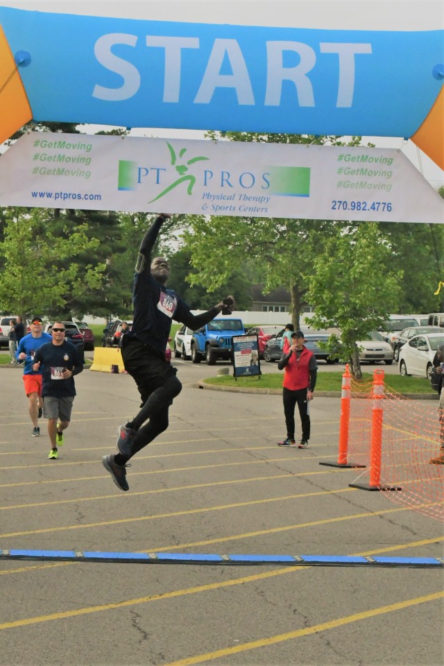 PHOTOS: Fort Knox hosts American Red Cross 14th Annual Run for the Red 5K/10K
