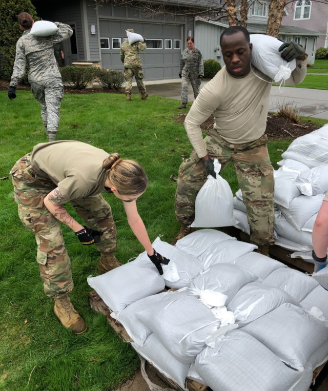 New York Guard putting more troops on flood control duty