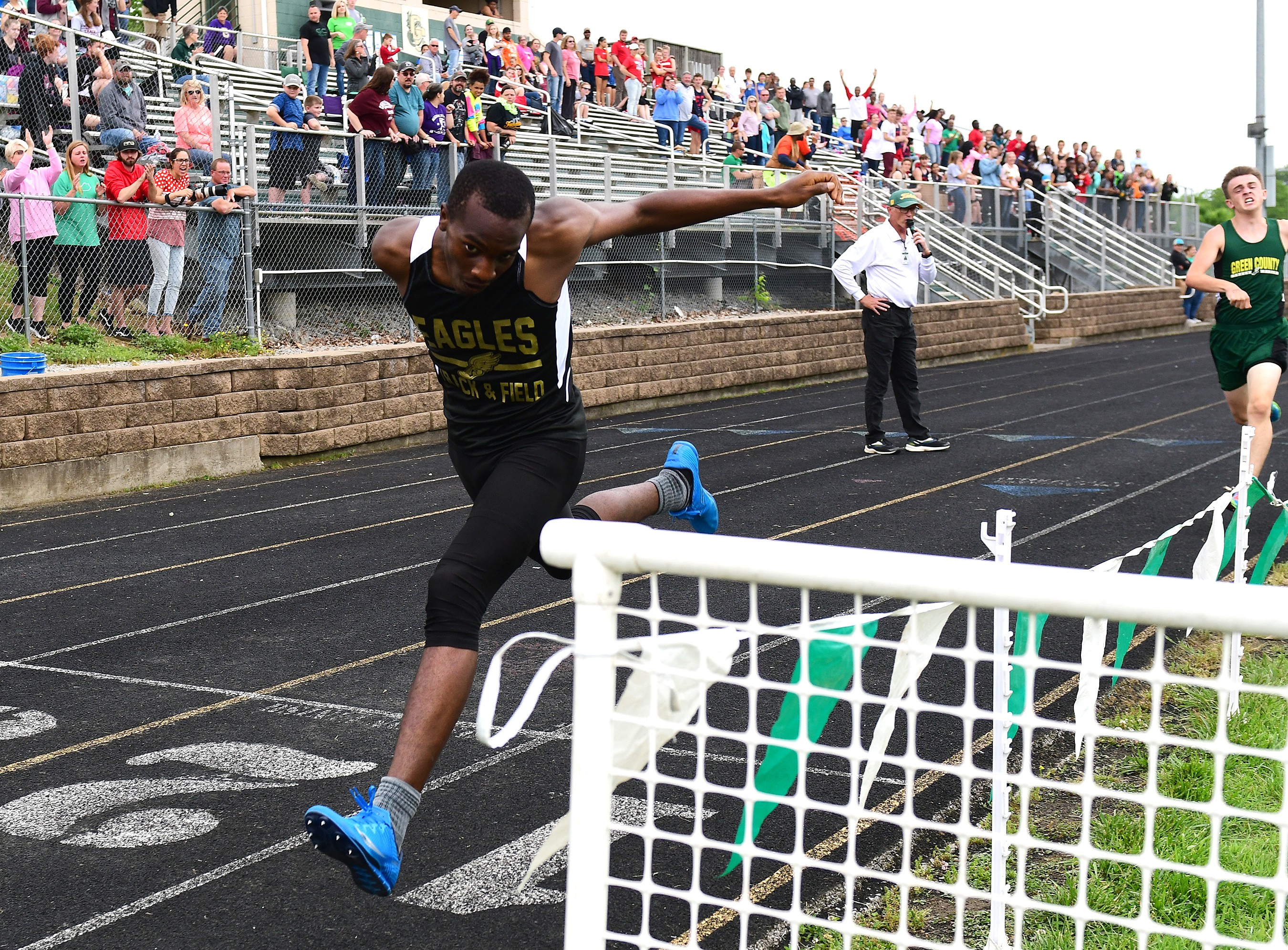 Fort Knox boys capture victory at Region track, field meet team