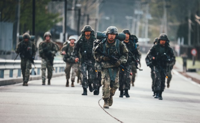 Bulldog Brigade Conducts Expert Infantryman Badge on the ROK