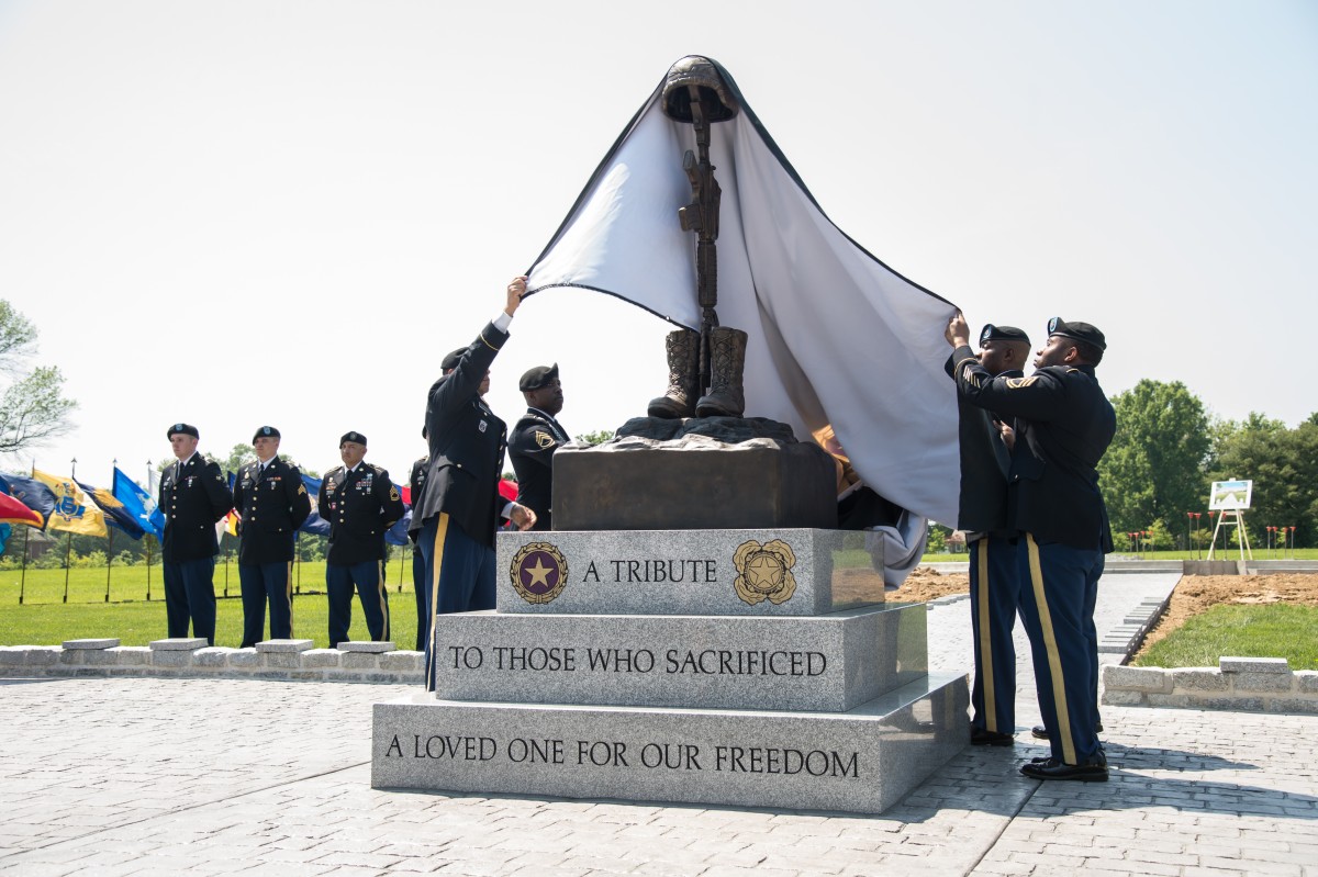 Army honors Gold Star Families with unveiling of new memorial | Article ...