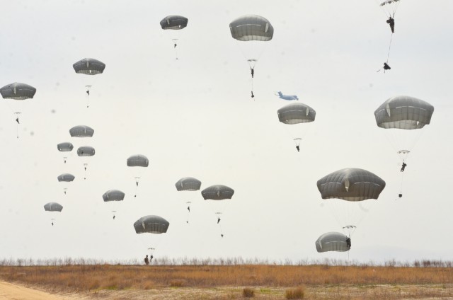 3rd Brigade Artillery Paratroopers Jump, Conduct Live Fire from Bragg Drop Zone