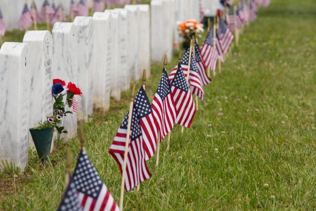 Flags on graves