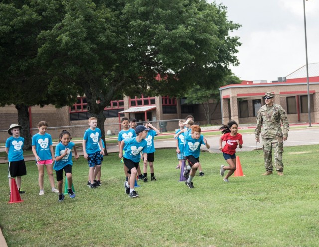 Sustainers help make Field Day magical for students, teachers