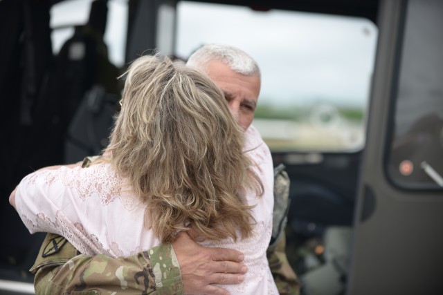 Final flight marks end of 33-year technician career for National Guard Soldier