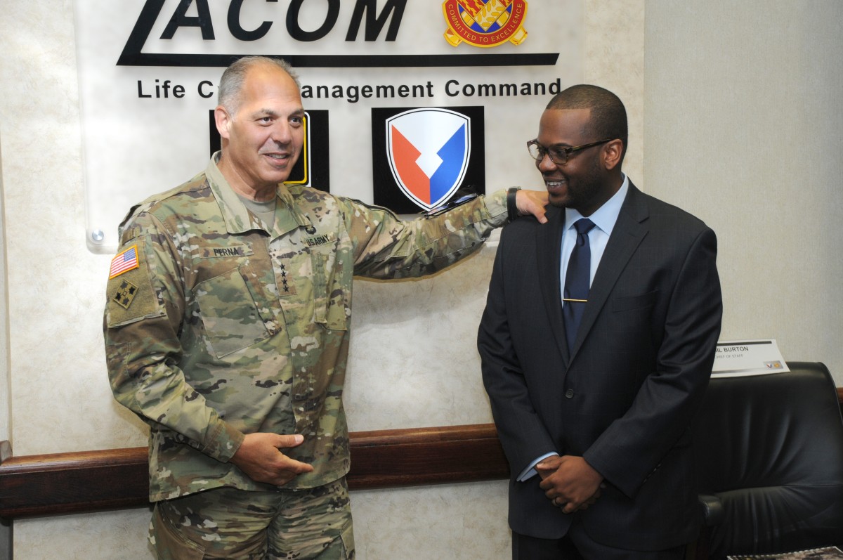 Gen. Perna gets update on Soldier and ground systems readiness efforts