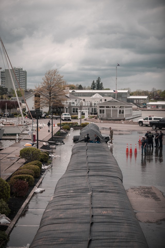 New York National Guard responds to flooding