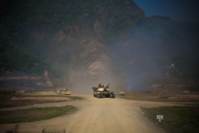 Bulldog Brigade assaults through the breach