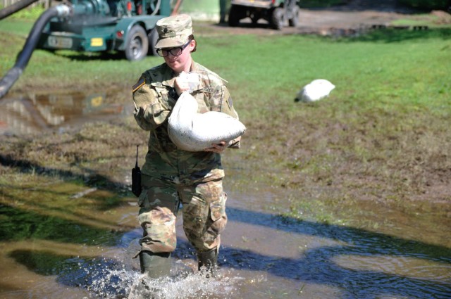Sand Springs resident opens heart and home to Oklahoma Guardsmen