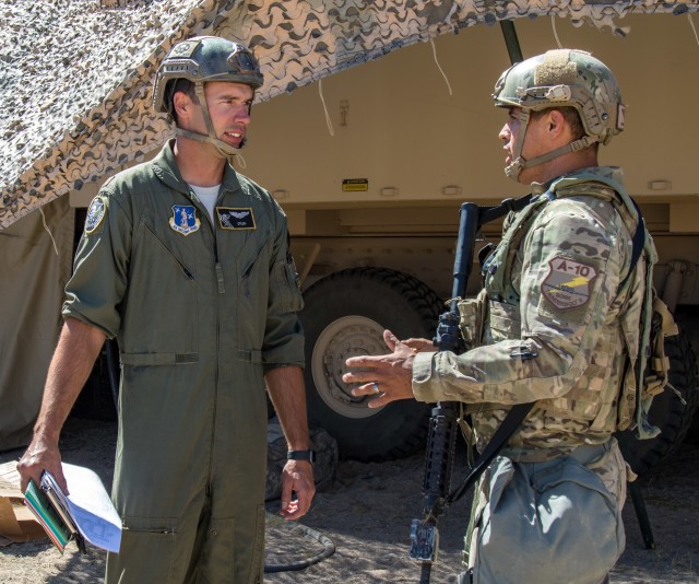 Grounded: Idaho pilots land to work with Idaho Soldiers