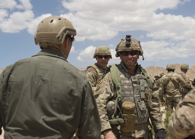 Grounded: Idaho pilots land to work with Idaho Soldiers
