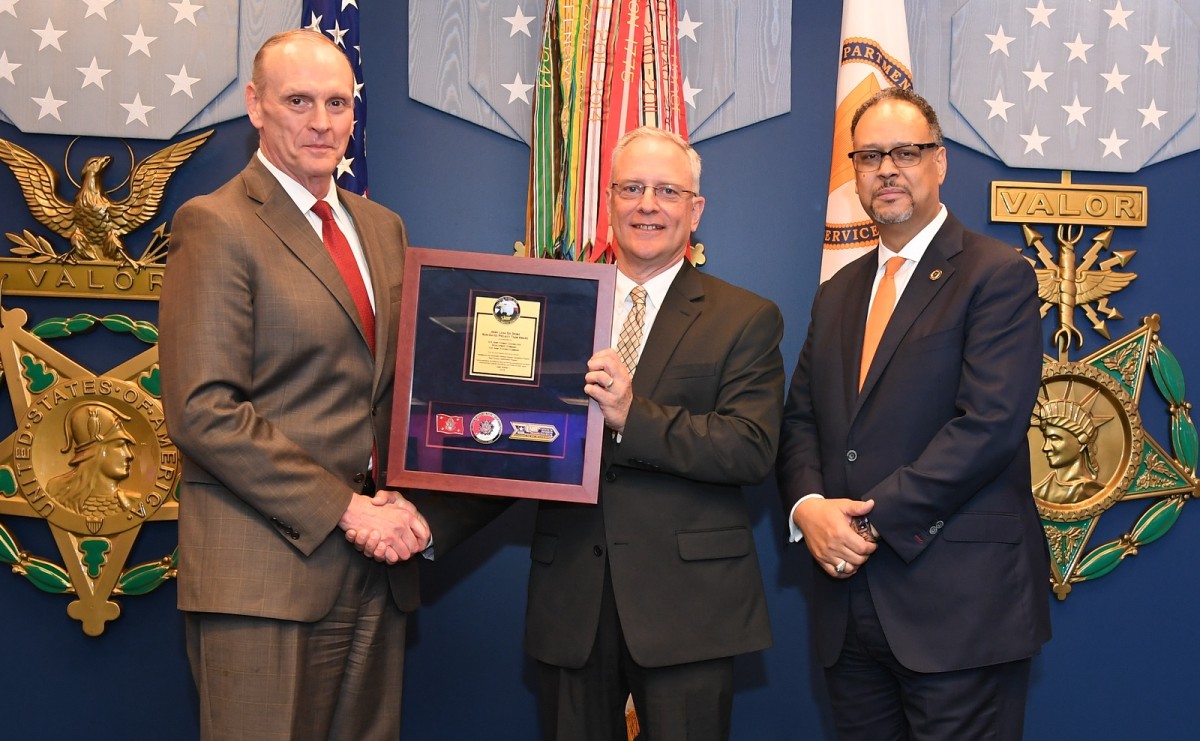 アメリカ軍　Award of Excellence チャレンジ United States Armed Forces Culinary Arts Team Recognition