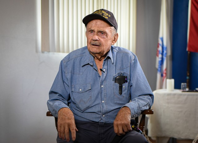 95-year-old D-Day survivor shares his WWII experiences