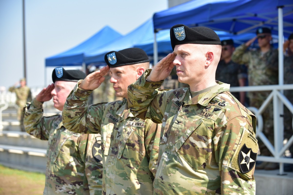 2ID/RUCD welcomes new deputy commanding officer, farewells another ...