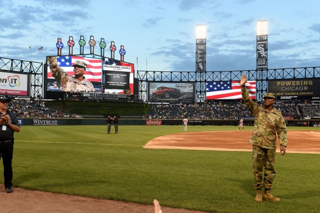Army Reserve Soldier receives honor as Chicago White Sox 'Hero of the Game'