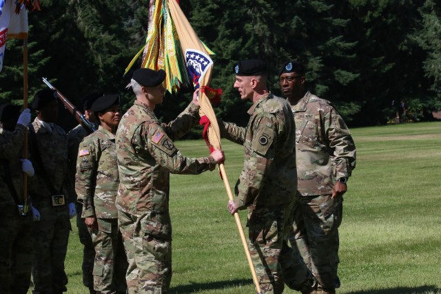 593rd ESC welcomes new commander