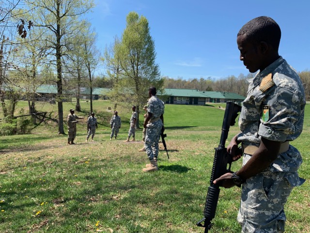 Djiboutian and Kentucky officer candidates train together