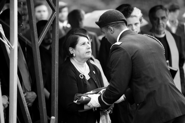 Last surviving medic from World War II 'Band of Brothers' Battalion honored during funeral service