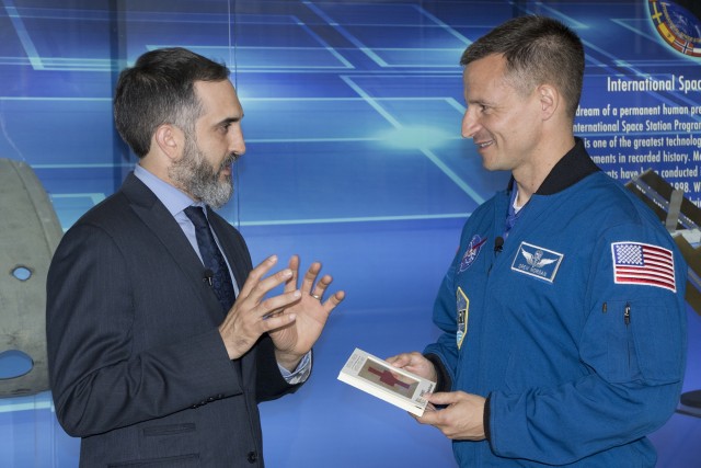 Army Astronaut to take WWII history to space