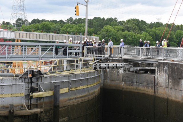 International team visits Tennessee for water development initiative