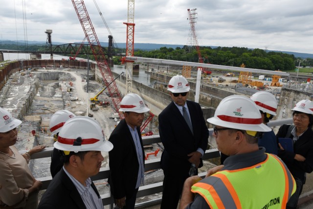 International team visits Tennessee for water development initiative