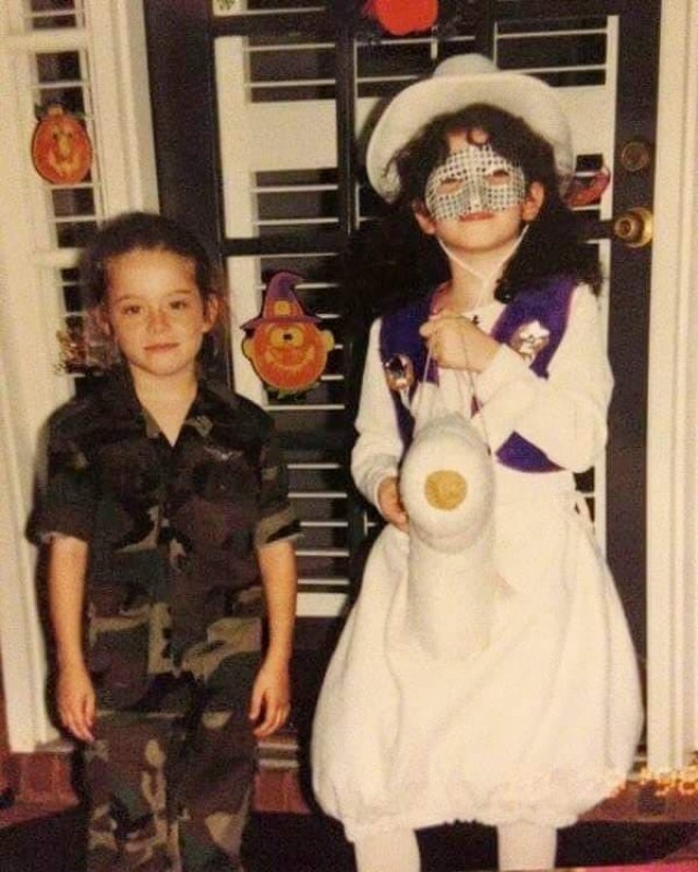 Cpt. Samantha Warner and her sister Melissa.
