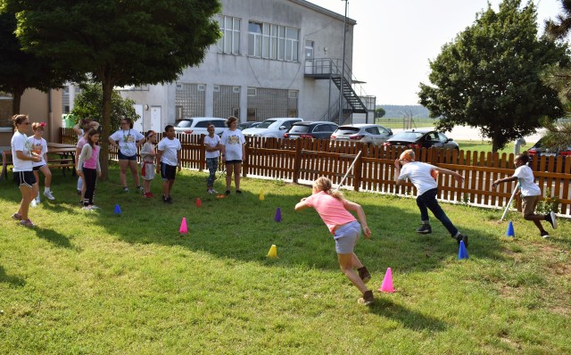 Ansbach children turn out in force for vacation bible school 