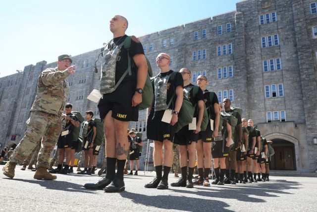 Reception Day marks beginning of journey for USMA Class of 2023